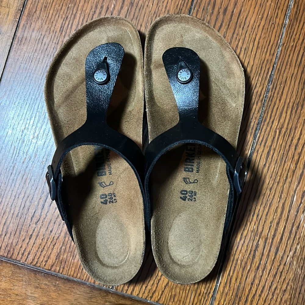 Birkenstock, Gizeh
Natural Leather Oiled - Black - new without tag